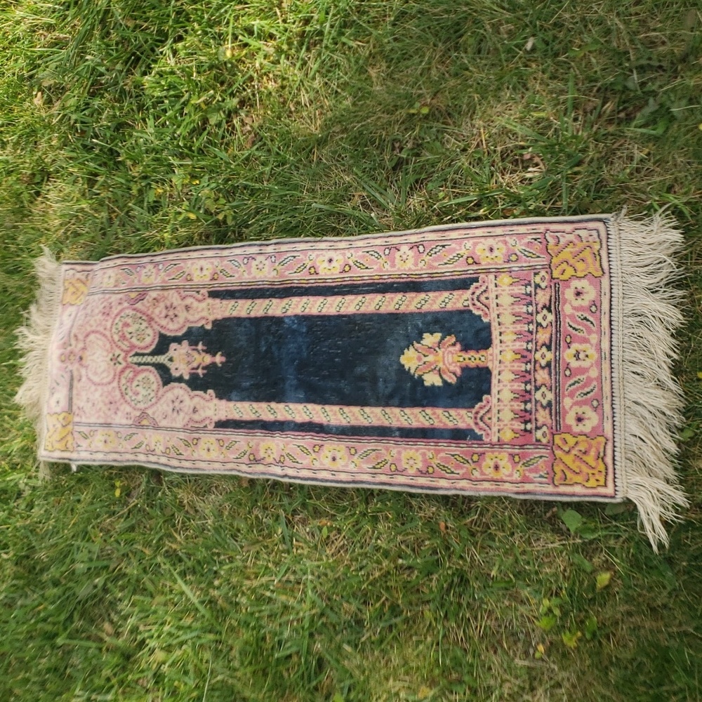 Vintage Turkish Prayer Rug made in France- PM2